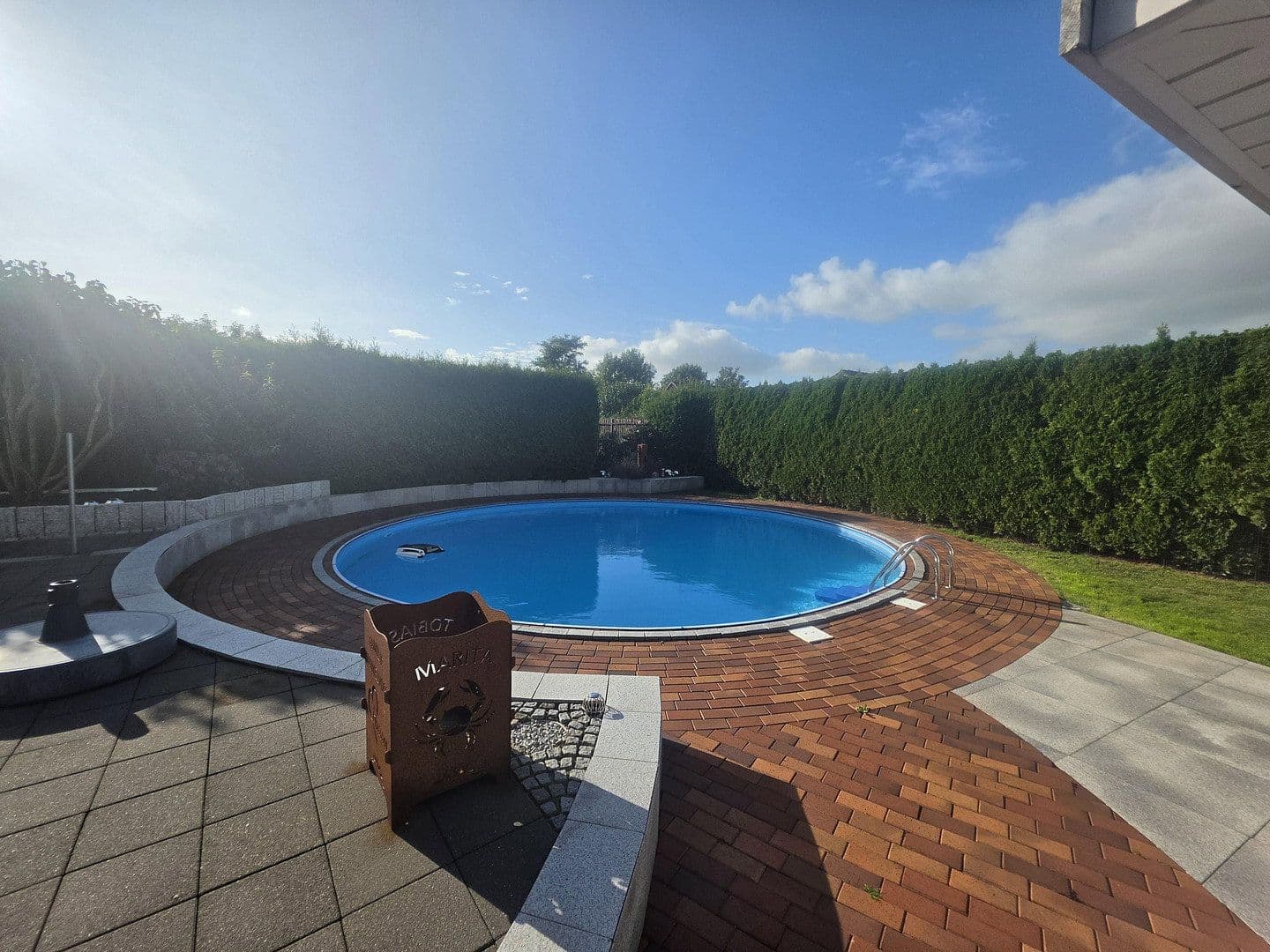 Predaj domu 204 m², pozemok 1.000 m², Husum, Šlezvicko-Holštajnsko Predaj domu 204 m², pozemok 1.000 m², Husum, Šlezvicko-Holštajnsko