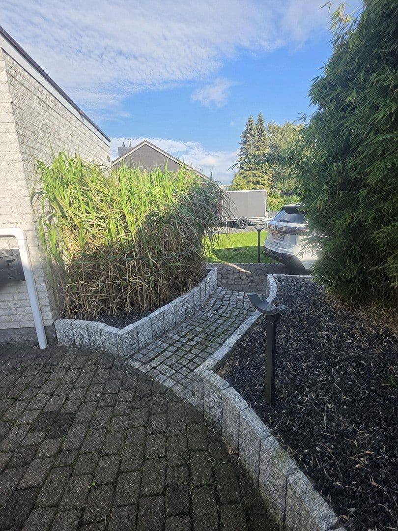 Predaj domu 204 m², pozemok 1.000 m², Husum, Šlezvicko-Holštajnsko Predaj domu 204 m², pozemok 1.000 m², Husum, Šlezvicko-Holštajnsko