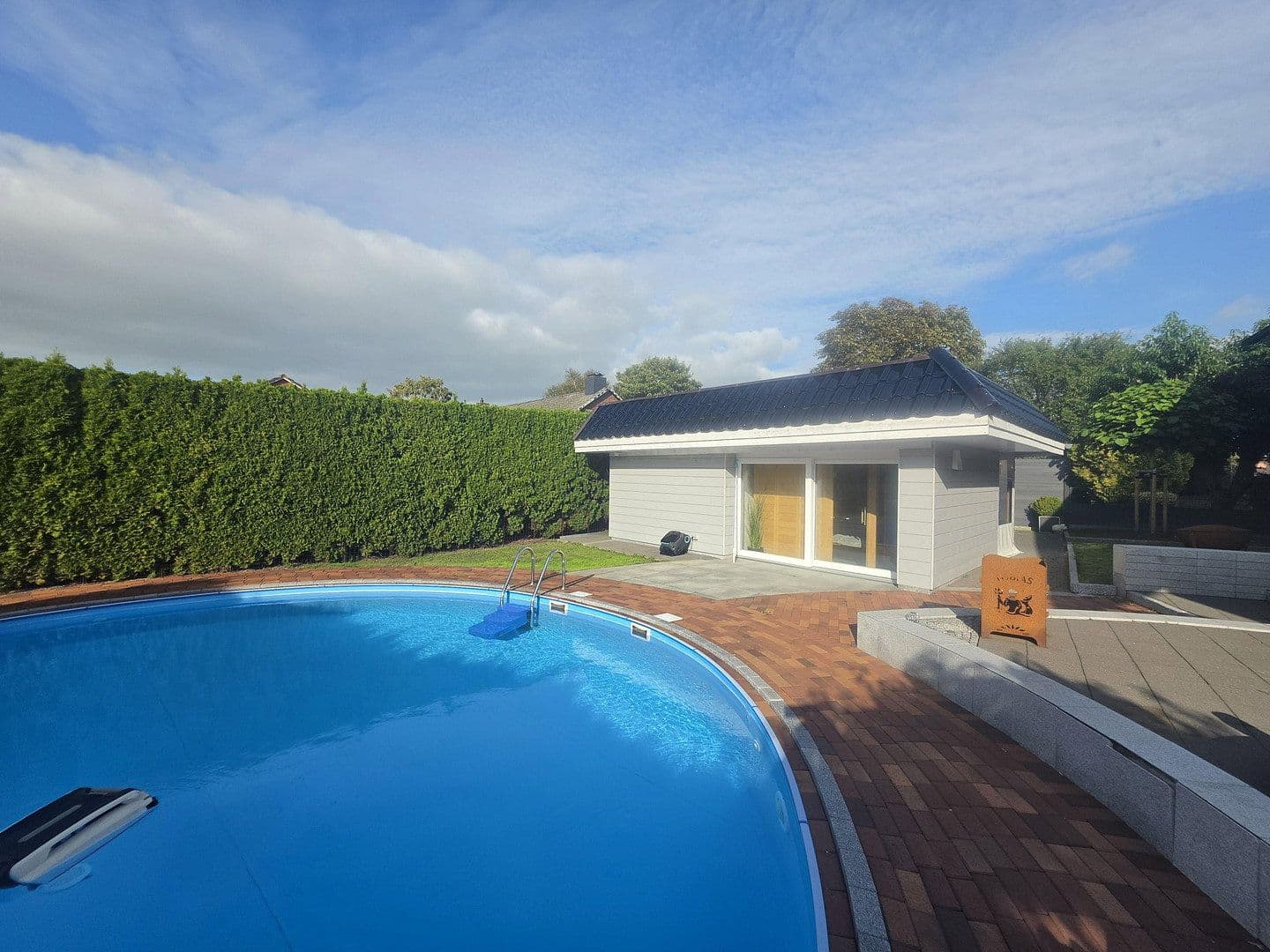 Predaj domu 204 m², pozemok 1.000 m², Husum, Šlezvicko-Holštajnsko Predaj domu 204 m², pozemok 1.000 m², Husum, Šlezvicko-Holštajnsko