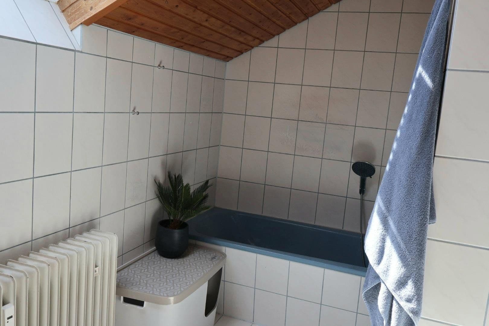 Predaj bytu 2-izbový 80 m², Rechberghausen, Bádensko-Wurttembersko Predaj bytu 2-izbový 80 m², Rechberghausen, Bádensko-Wurttembersko