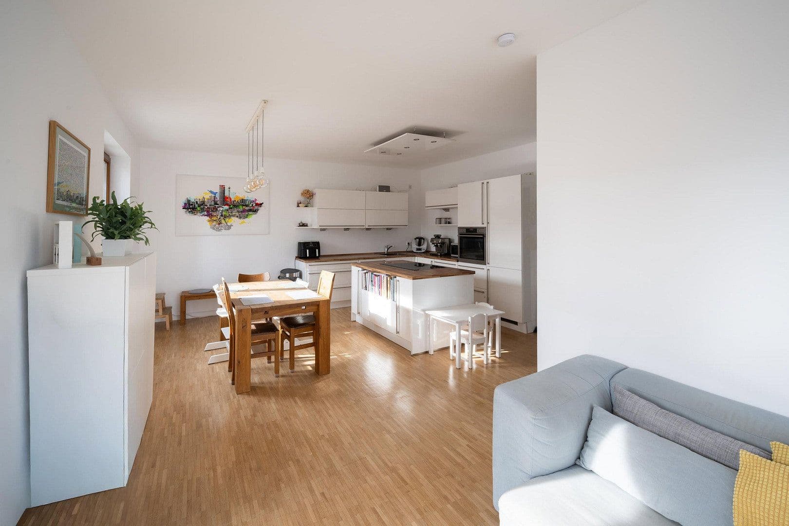 Predaj bytu 4-izbový 127 m², An der Filmfabrik 15, Berlin, Berlín Predaj bytu 4-izbový 127 m², An der Filmfabrik 15, Berlin, Berlín