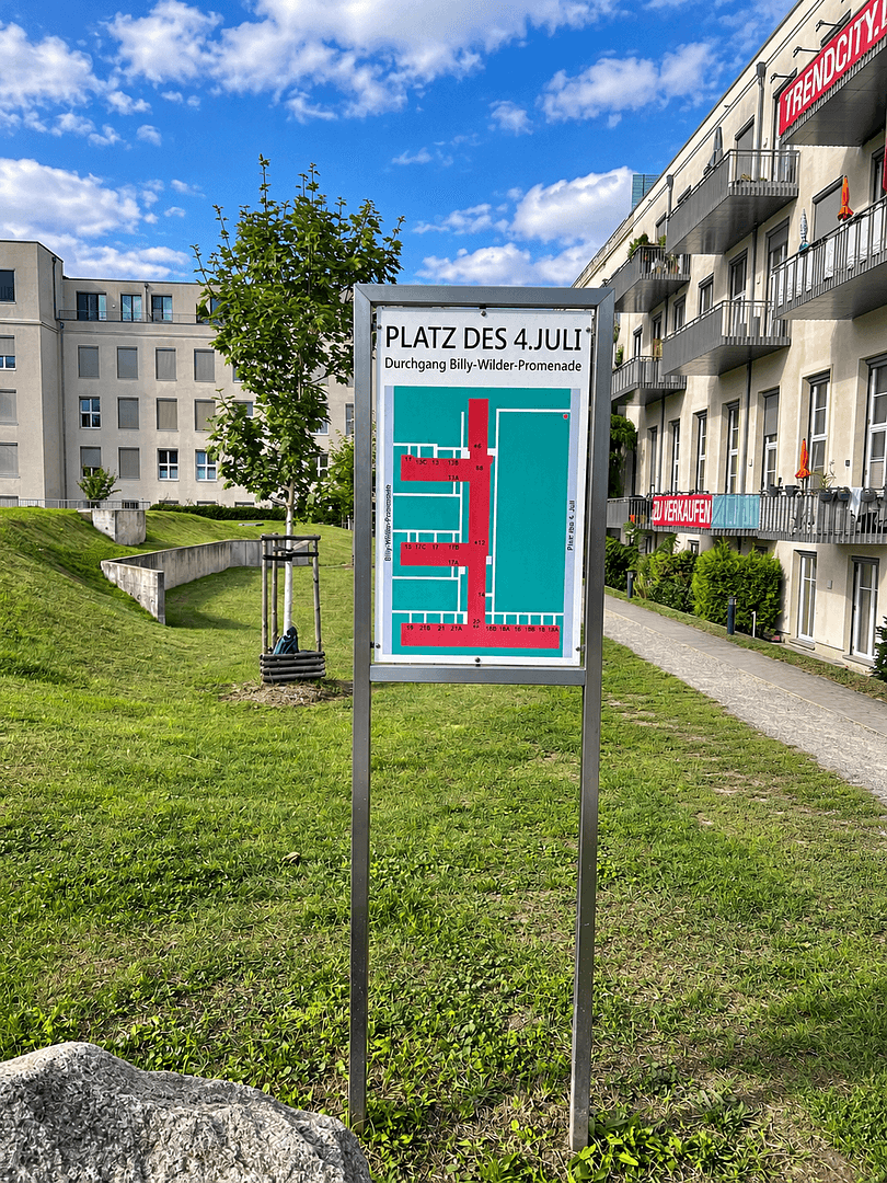 Prenájom bytu 2-izbový 60 m², Platz des 4.Juli Nr. 12, Berlin, Berlín Prenájom bytu 2-izbový 60 m², Platz des 4.Juli Nr. 12, Berlin, Berlín