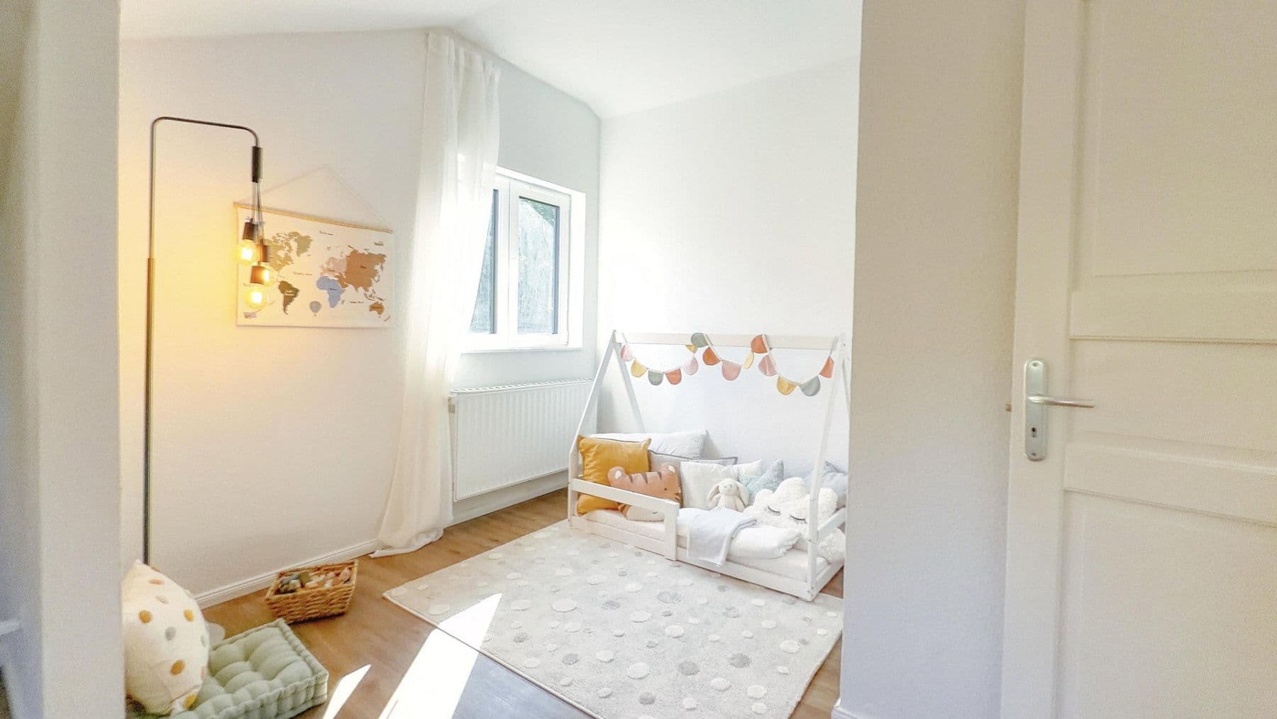 Predaj domu 133 m², pozemok 506 m², Ahrensburg, Šlezvicko-Holštajnsko Predaj domu 133 m², pozemok 506 m², Ahrensburg, Šlezvicko-Holštajnsko