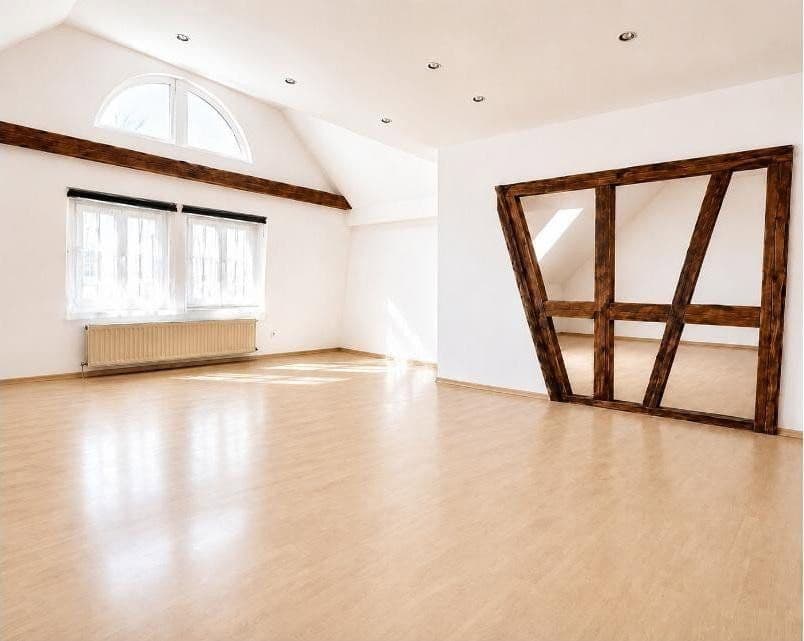 Prenájom bytu 2-izbový 80 m², Usingen, Hesensko Prenájom bytu 2-izbový 80 m², Usingen, Hesensko
