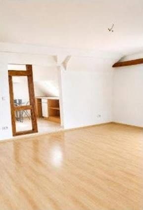 Prenájom bytu 2-izbový 80 m², Usingen, Hesensko Prenájom bytu 2-izbový 80 m², Usingen, Hesensko