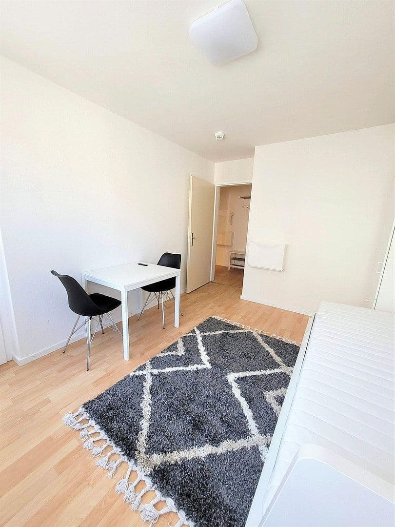 Prenájom bytu 2-izbový 50 m², Hauptstr. 11, Singen (Hohentwiel), Bádensko-Wurttembersko Prenájom bytu 2-izbový 50 m², Hauptstr. 11, Singen (Hohentwiel), Bádensko-Wurttembersko