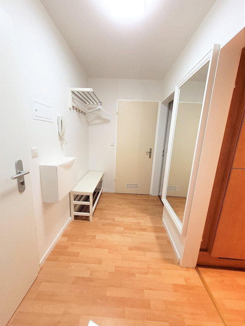 Prenájom bytu 2-izbový 50 m², Hauptstr. 11, Singen (Hohentwiel), Bádensko-Wurttembersko Prenájom bytu 2-izbový 50 m², Hauptstr. 11, Singen (Hohentwiel), Bádensko-Wurttembersko