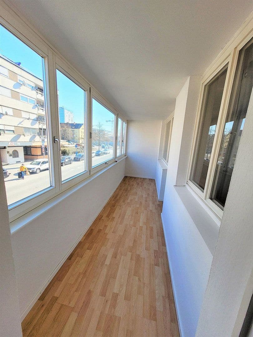 Prenájom bytu 2-izbový 50 m², Hauptstr. 11, Singen (Hohentwiel), Bádensko-Wurttembersko Prenájom bytu 2-izbový 50 m², Hauptstr. 11, Singen (Hohentwiel), Bádensko-Wurttembersko