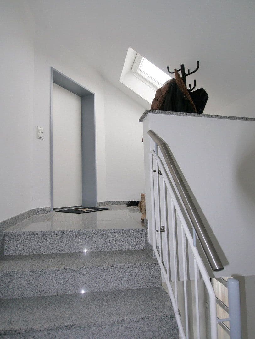 Prenájom bytu 2-izbový 70 m², Kerpen, Severné Porýnie - Westfálsko Prenájom bytu 2-izbový 70 m², Kerpen, Severné Porýnie - Westfálsko