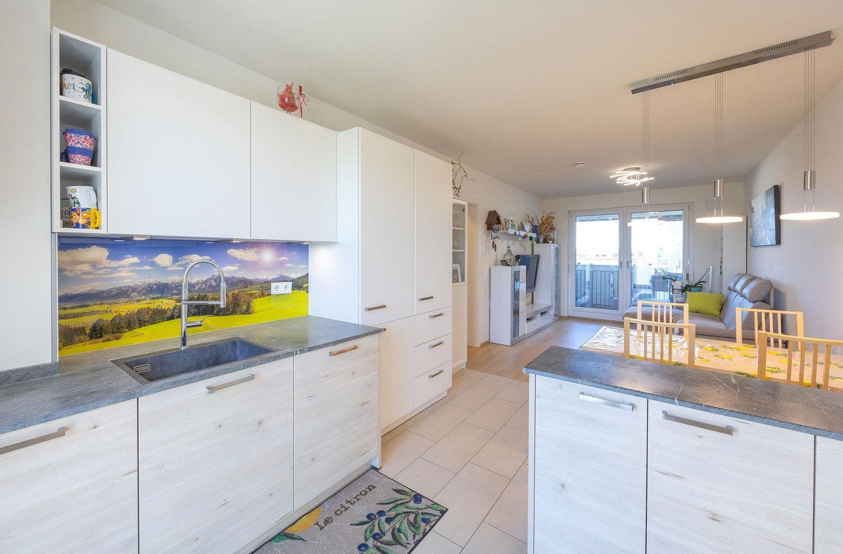 Predaj bytu 4-izbový 90 m², Haar, Bavorsko Predaj bytu 4-izbový 90 m², Haar, Bavorsko
