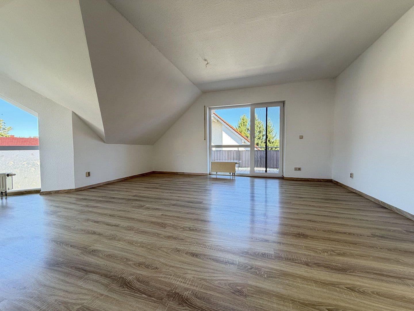 Prenájom bytu 3-izbový 70 m², Feldstr. 1c, Gerstungen, Durínsko Prenájom bytu 3-izbový 70 m², Feldstr. 1c, Gerstungen, Durínsko
