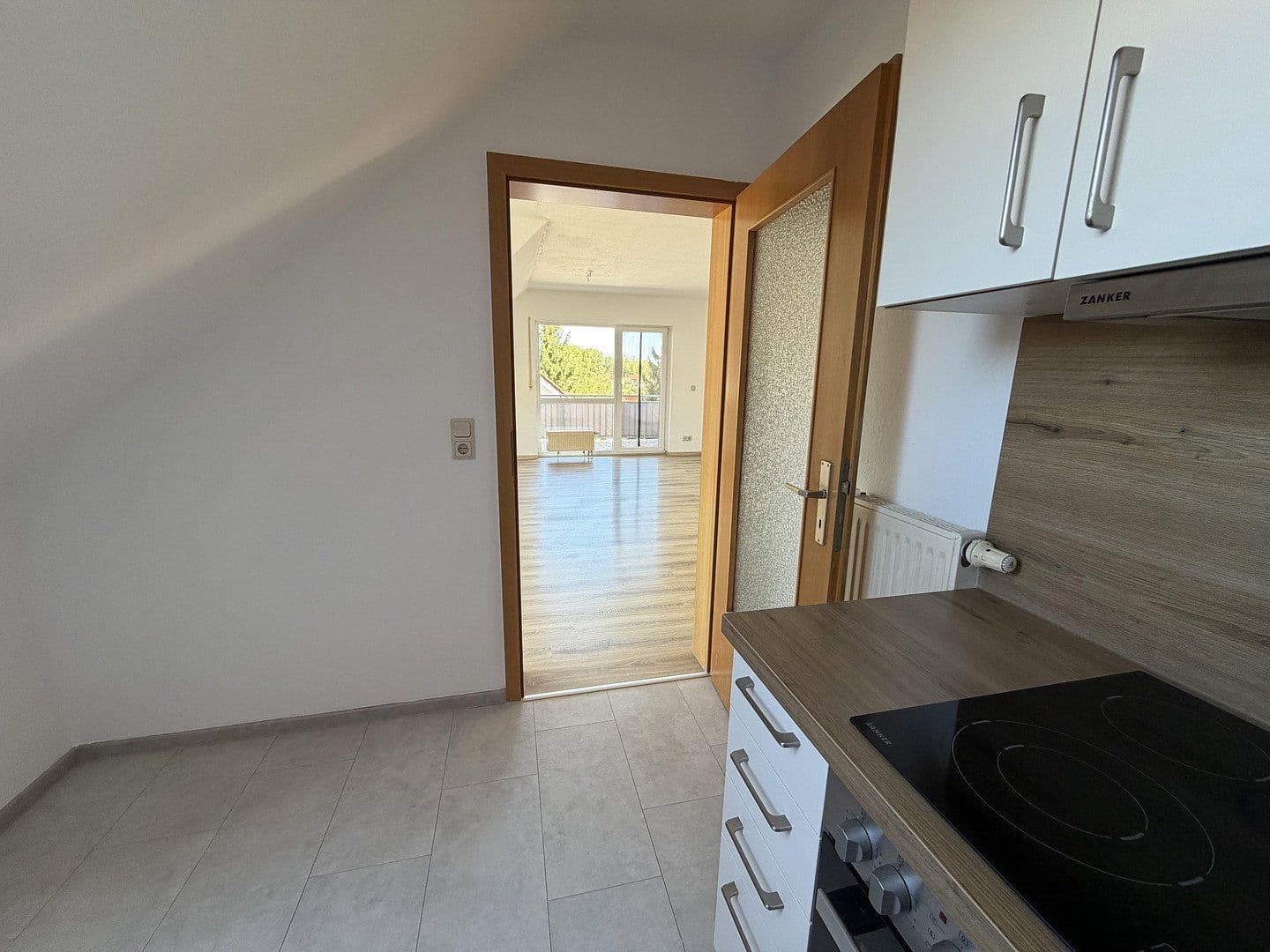Prenájom bytu 3-izbový 70 m², Feldstr. 1c, Gerstungen, Durínsko Prenájom bytu 3-izbový 70 m², Feldstr. 1c, Gerstungen, Durínsko