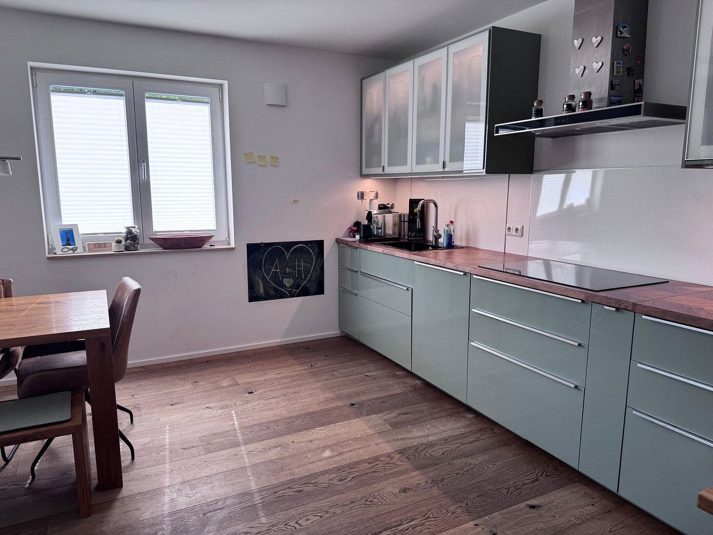 Prenájom bytu 4-izbový 136 m², Stettnerstr. 23, München, Bavorsko Prenájom bytu 4-izbový 136 m², Stettnerstr. 23, München, Bavorsko