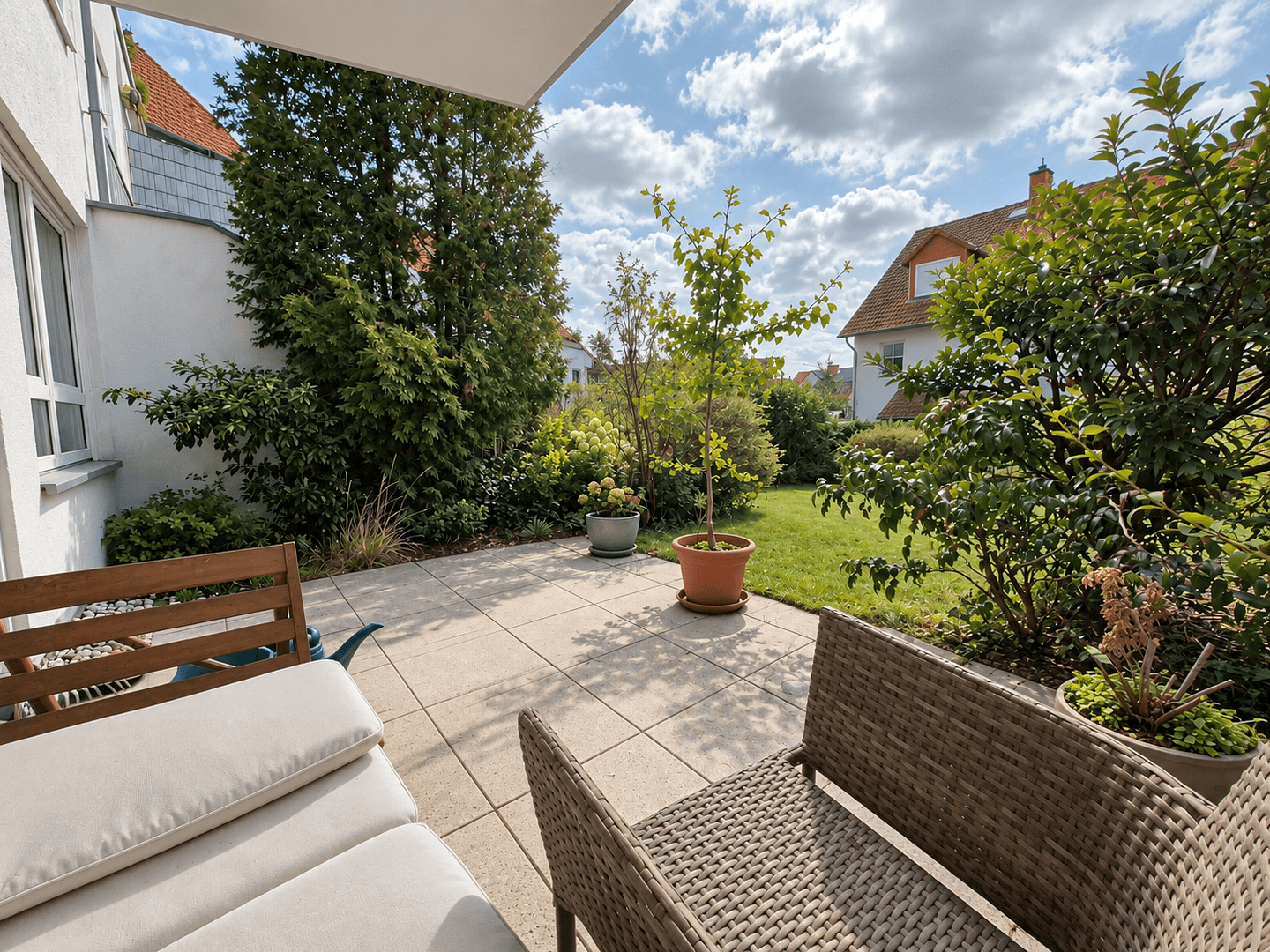 Prenájom bytu 3-izbový 85 m², Dreieich, Hesensko Prenájom bytu 3-izbový 85 m², Dreieich, Hesensko