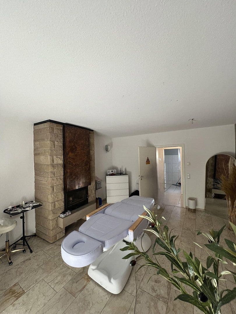 Prenájom kancelárie 30 m², Stiller Weg 52, Mannheim, Bádensko-Wurttembersko Prenájom kancelárie 30 m², Stiller Weg 52, Mannheim, Bádensko-Wurttembersko