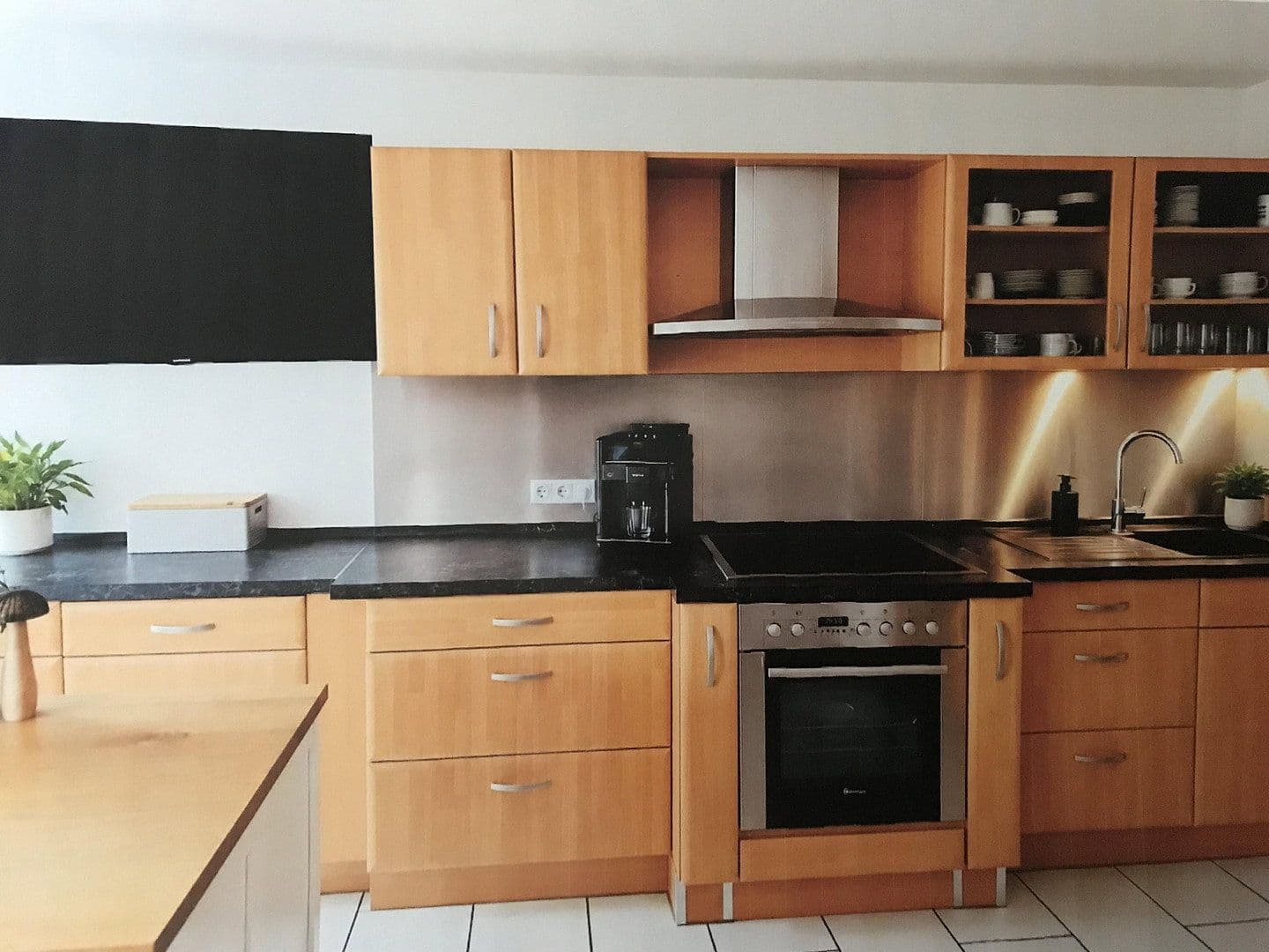 Predaj domu 120 m², pozemok 235 m², Lauter-Bernsbach, Sasko Predaj domu 120 m², pozemok 235 m², Lauter-Bernsbach, Sasko
