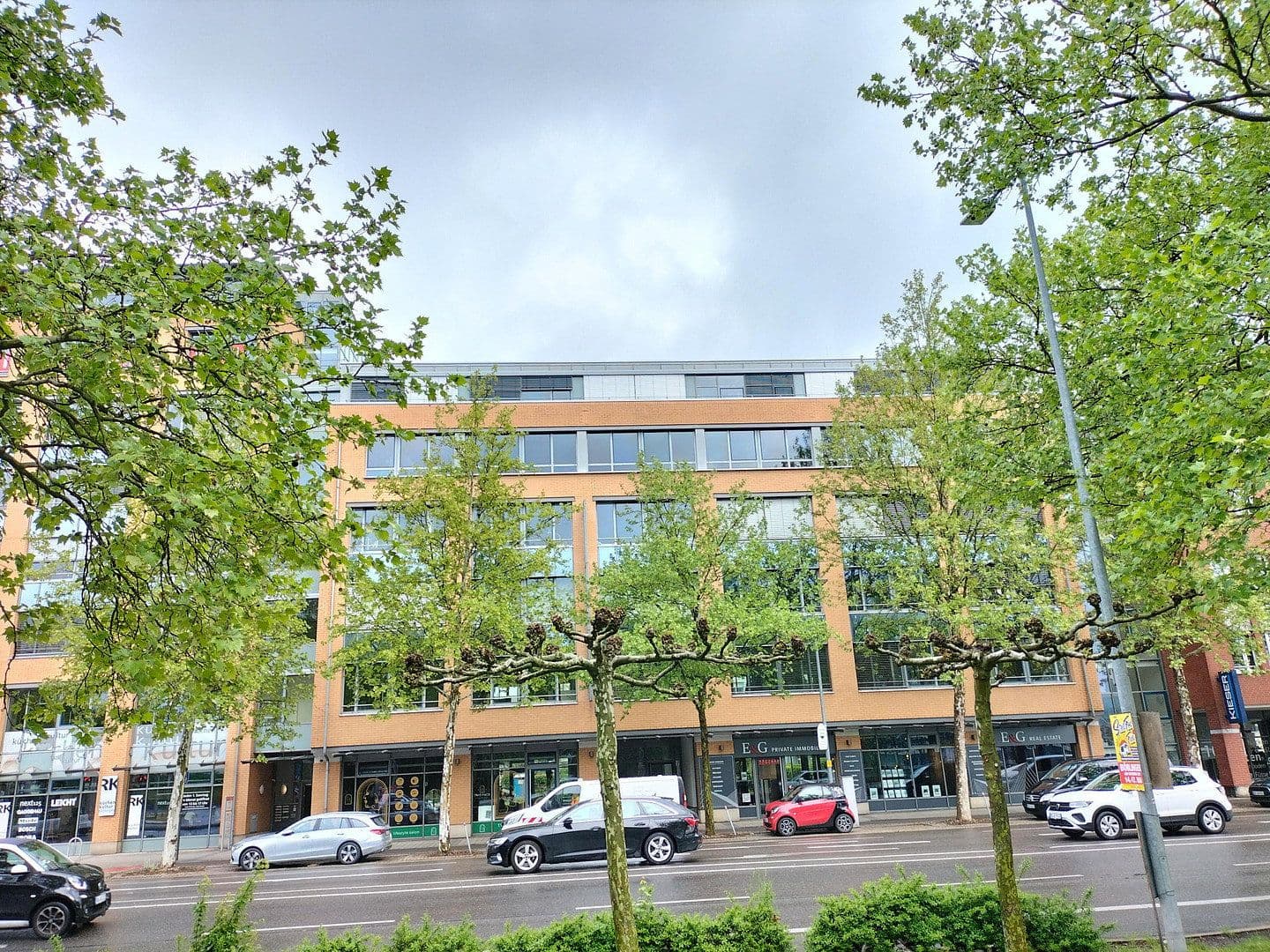 Prenájom kancelárie 214 m², Herrenbergerstraße 14, Böblingen, Bádensko-Wurttembersko Prenájom kancelárie 214 m², Herrenbergerstraße 14, Böblingen, Bádensko-Wurttembersko