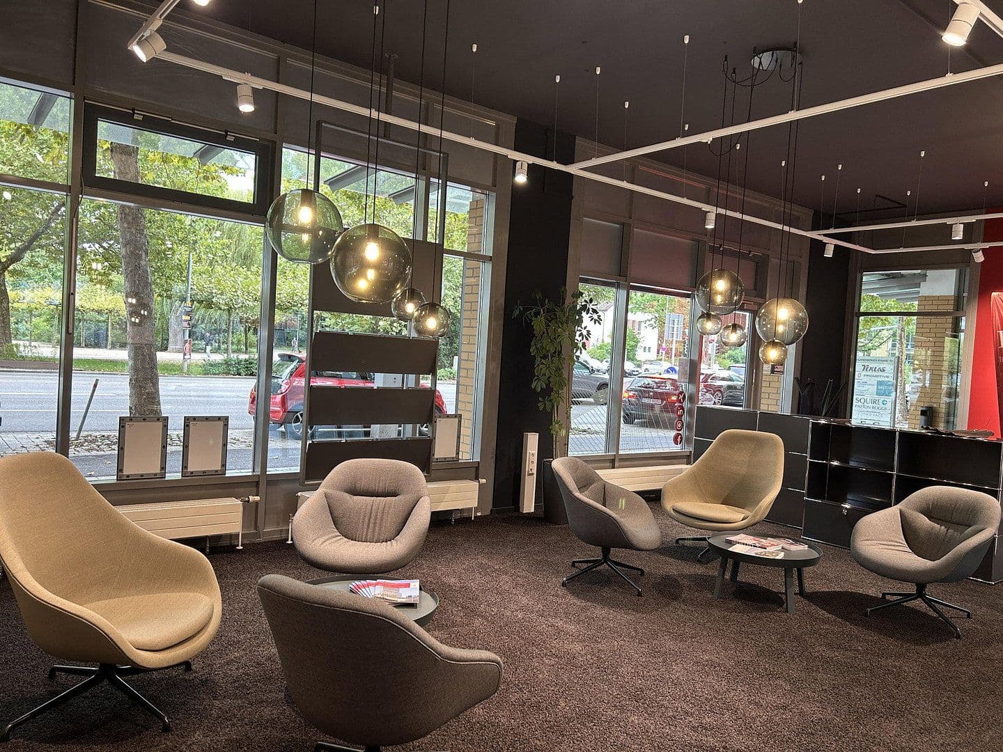 Prenájom kancelárie 194 m², Herrenbergerstraße 12, Böblingen, Bádensko-Wurttembersko Prenájom kancelárie 194 m², Herrenbergerstraße 12, Böblingen, Bádensko-Wurttembersko