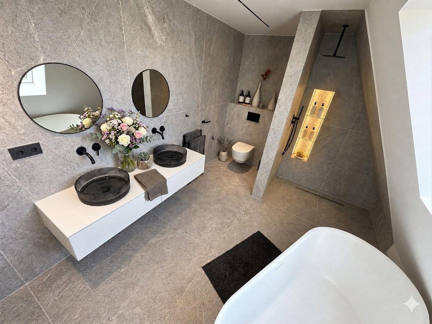 Predaj bytu 4-izbový 132 m², Zeppelinstraße 51, Potsdam, Brandenbursko Predaj bytu 4-izbový 132 m², Zeppelinstraße 51, Potsdam, Brandenbursko