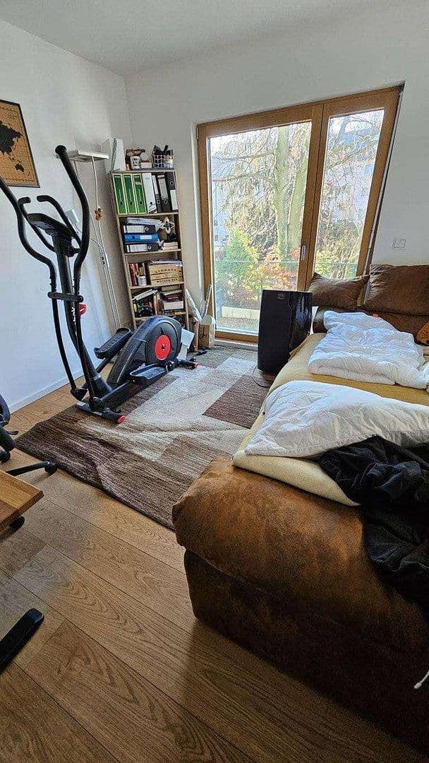 Prenájom bytu 3-izbový 94 m², Weidenpescherstr. 36,, Köln, Severné Porýnie - Westfálsko Prenájom bytu 3-izbový 94 m², Weidenpescherstr. 36,, Köln, Severné Porýnie - Westfálsko