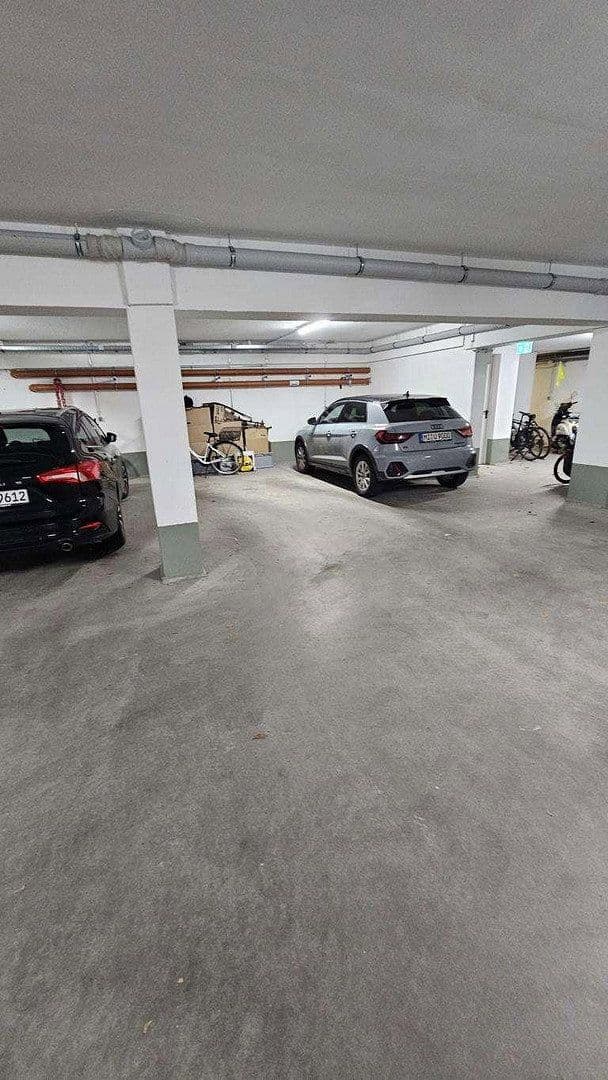 Prenájom bytu 3-izbový 94 m², Weidenpescherstr. 36,, Köln, Severné Porýnie - Westfálsko Prenájom bytu 3-izbový 94 m², Weidenpescherstr. 36,, Köln, Severné Porýnie - Westfálsko