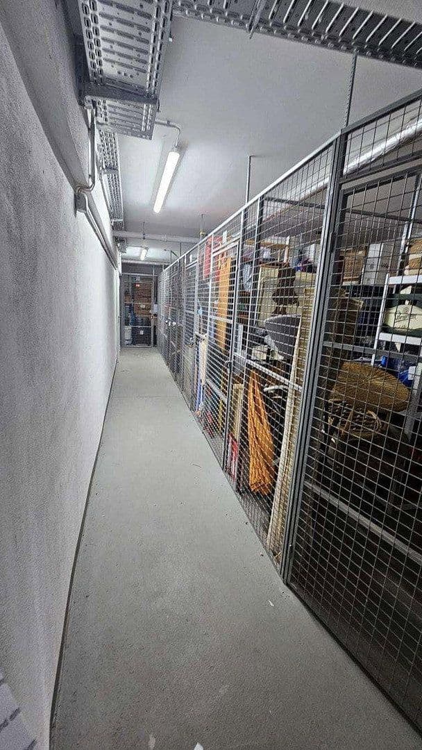 Prenájom bytu 3-izbový 94 m², Weidenpescherstr. 36,, Köln, Severné Porýnie - Westfálsko Prenájom bytu 3-izbový 94 m², Weidenpescherstr. 36,, Köln, Severné Porýnie - Westfálsko