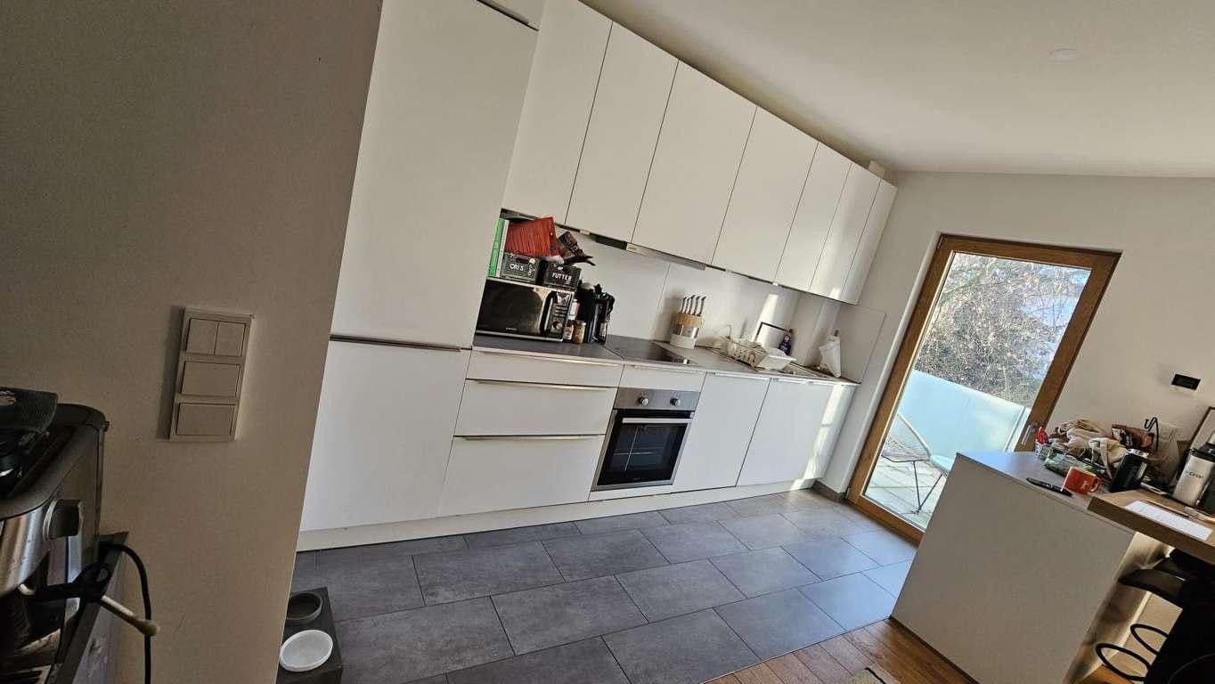 Prenájom bytu 3-izbový 94 m², Weidenpescherstr. 36,, Köln, Severné Porýnie - Westfálsko Prenájom bytu 3-izbový 94 m², Weidenpescherstr. 36,, Köln, Severné Porýnie - Westfálsko