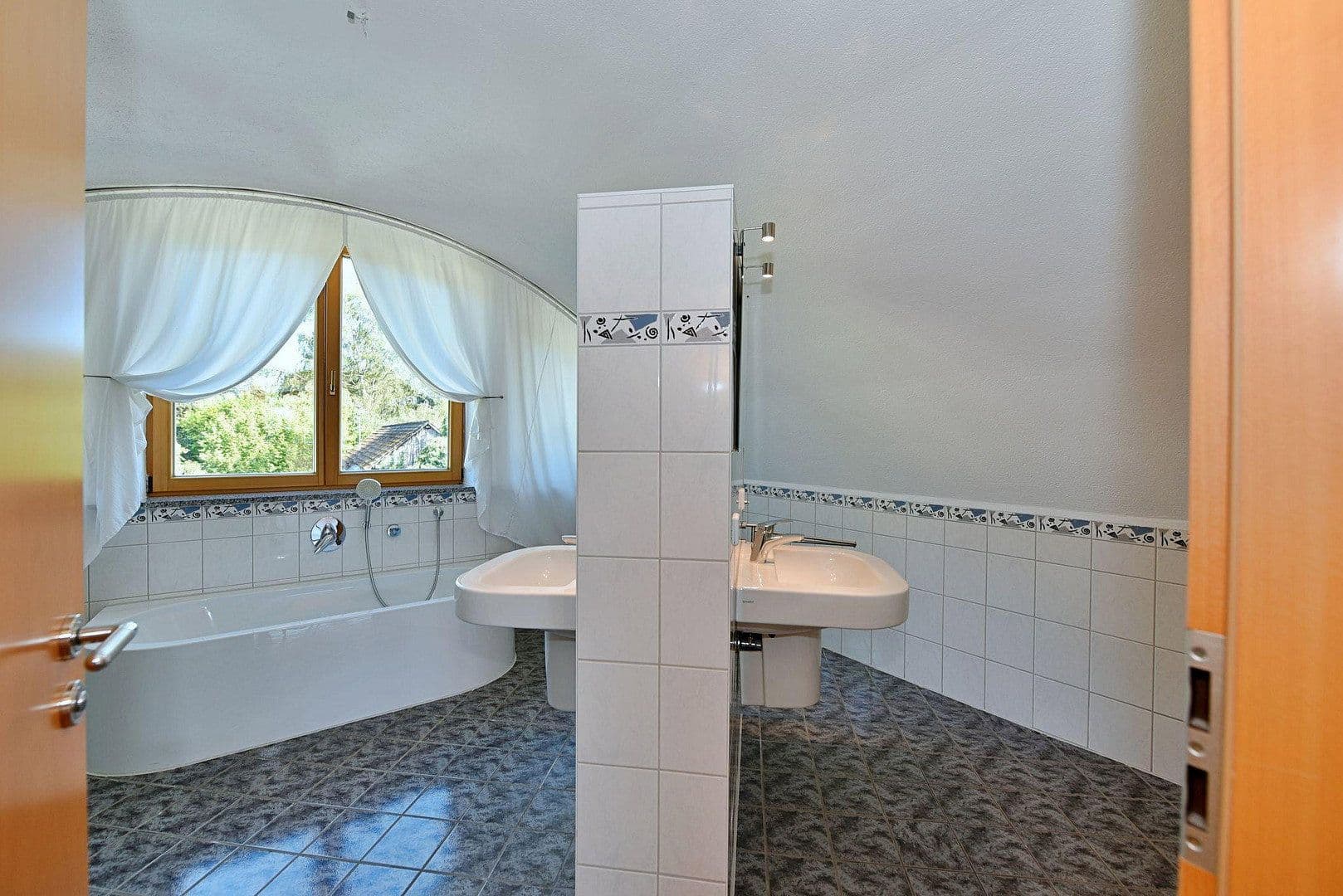 Predaj bytu 4-izbový 161 m², Weißenhorn, Bavorsko Predaj bytu 4-izbový 161 m², Weißenhorn, Bavorsko