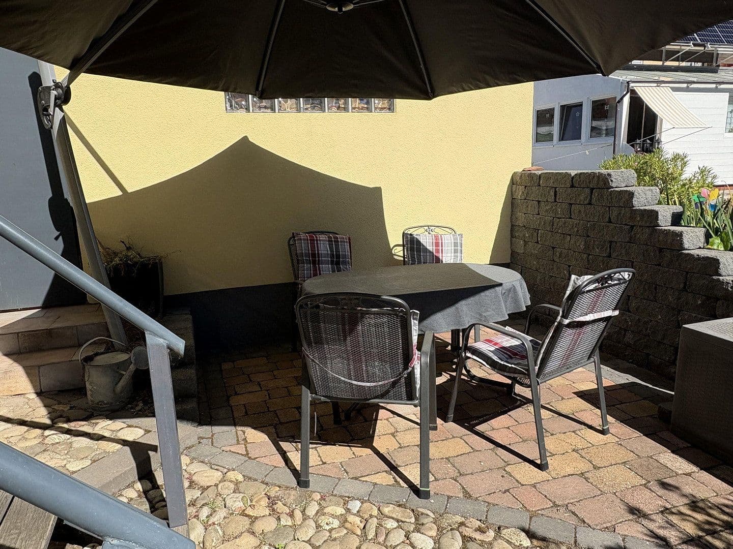 Predaj domu 140 m², pozemok 275 m², Bobenheim am Berg, Porýnie-Falcko Predaj domu 140 m², pozemok 275 m², Bobenheim am Berg, Porýnie-Falcko