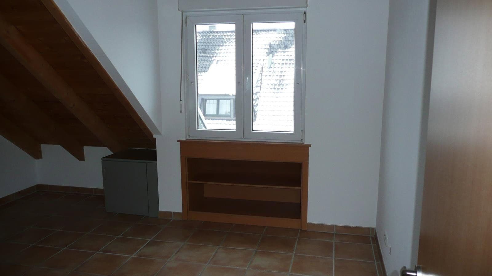Prenájom bytu 4-izbový 120 m², Nettetal, Severné Porýnie - Westfálsko Prenájom bytu 4-izbový 120 m², Nettetal, Severné Porýnie - Westfálsko