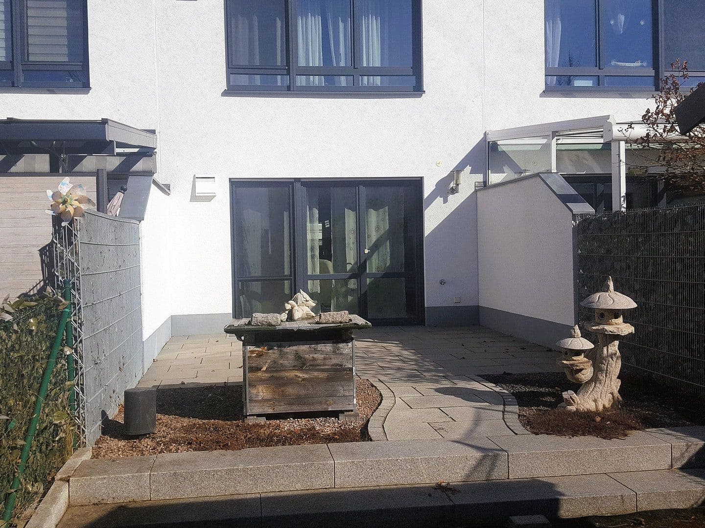 Predaj domu 118 m², pozemok 182 m², Geschwister-Scholl-Straße 11c, Königsbrunn, Bavorsko Predaj domu 118 m², pozemok 182 m², Geschwister-Scholl-Straße 11c, Königsbrunn, Bavorsko