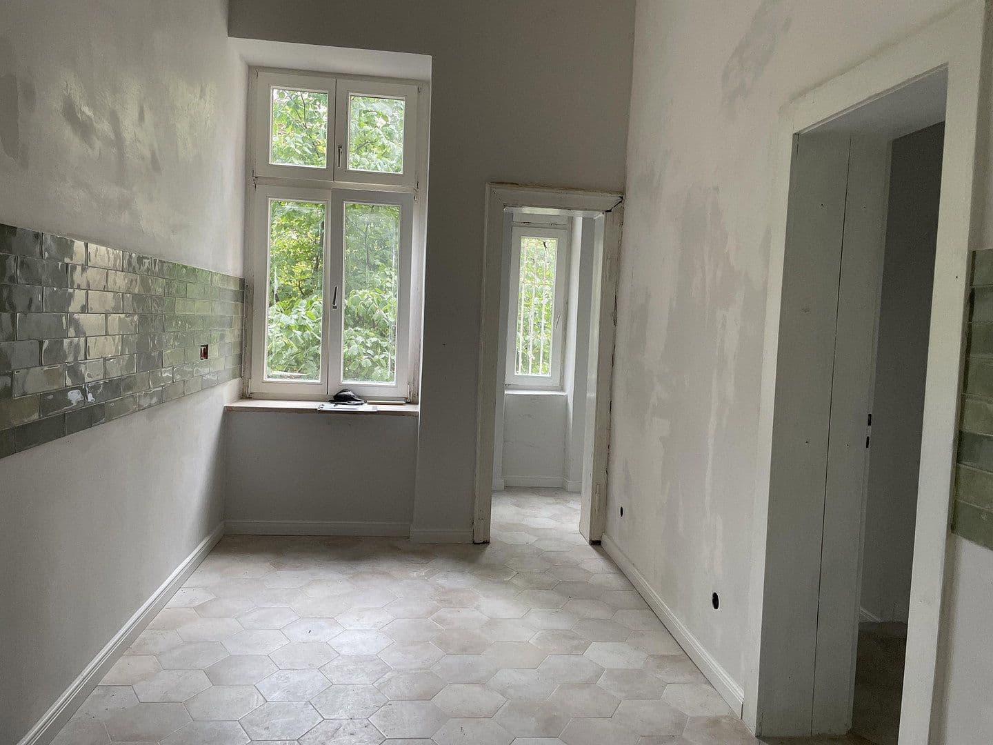 Prenájom bytu 5-izbový 150 m², Riemannstrasse 28, Leipzig, Sasko Prenájom bytu 5-izbový 150 m², Riemannstrasse 28, Leipzig, Sasko