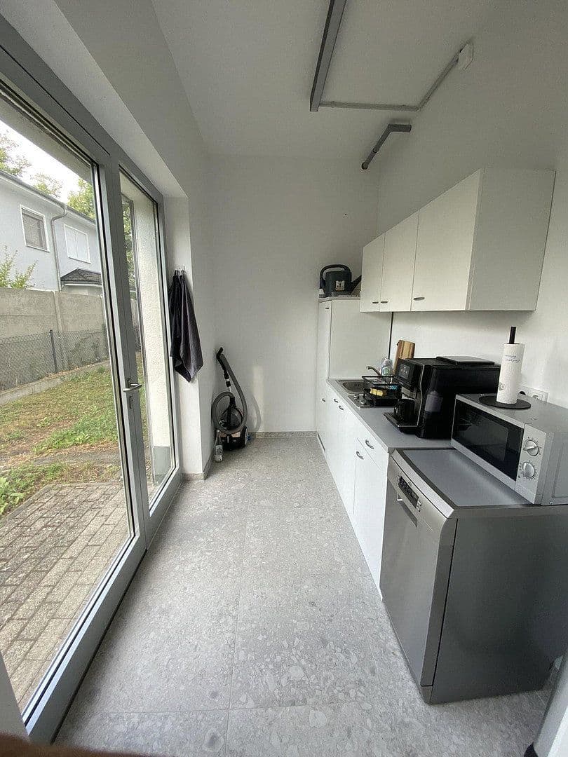 Predaj kancelárie 728 m², Karl-Marx-Strasse 26, Schönefeld, Brandenbursko Predaj kancelárie 728 m², Karl-Marx-Strasse 26, Schönefeld, Brandenbursko