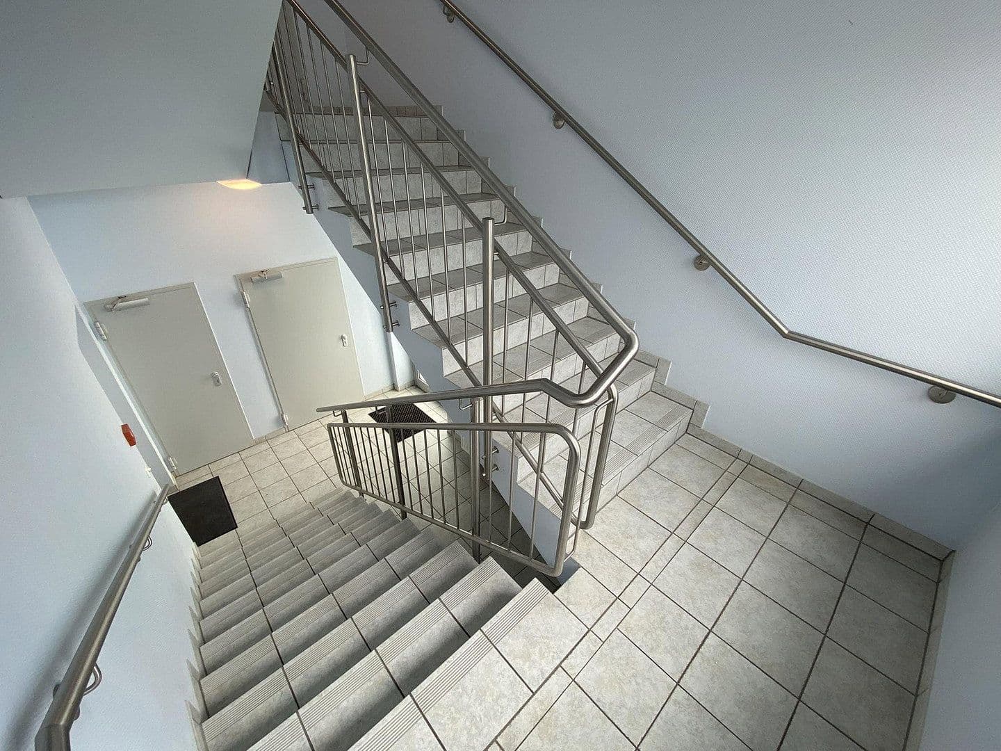 Predaj kancelárie 728 m², Karl-Marx-Strasse 26, Schönefeld, Brandenbursko Predaj kancelárie 728 m², Karl-Marx-Strasse 26, Schönefeld, Brandenbursko