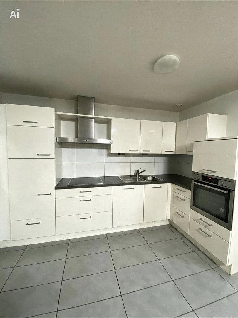Prenájom bytu 2-izbový 111 m², Hauptstr. 31, Leinfelden-Echterdingen, Bádensko-Wurttembersko Prenájom bytu 2-izbový 111 m², Hauptstr. 31, Leinfelden-Echterdingen, Bádensko-Wurttembersko