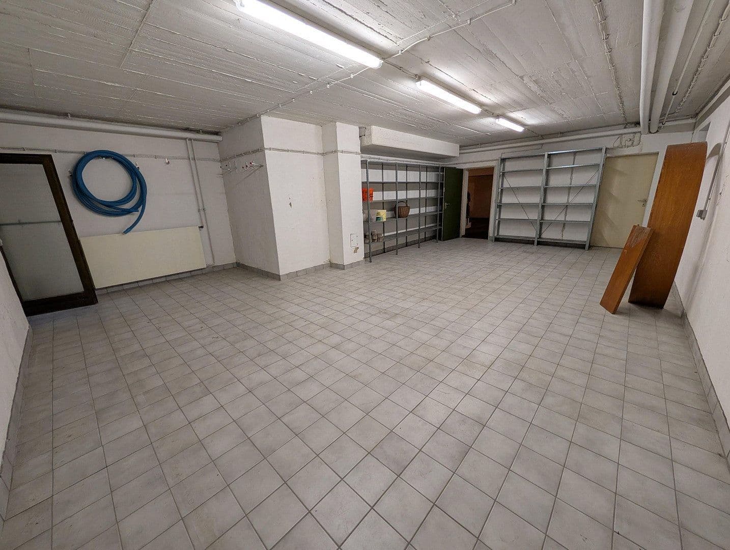 Predaj domu 210 m², pozemok 780 m², Limburgerhof, Porýnie-Falcko Predaj domu 210 m², pozemok 780 m², Limburgerhof, Porýnie-Falcko