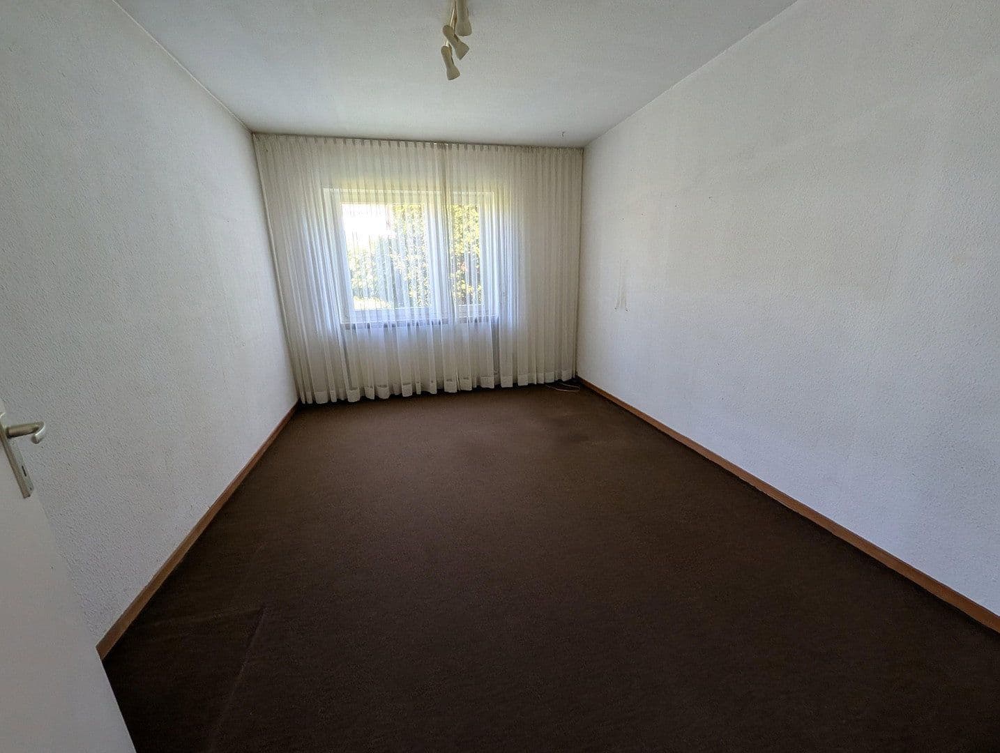 Predaj domu 210 m², pozemok 780 m², Limburgerhof, Porýnie-Falcko Predaj domu 210 m², pozemok 780 m², Limburgerhof, Porýnie-Falcko