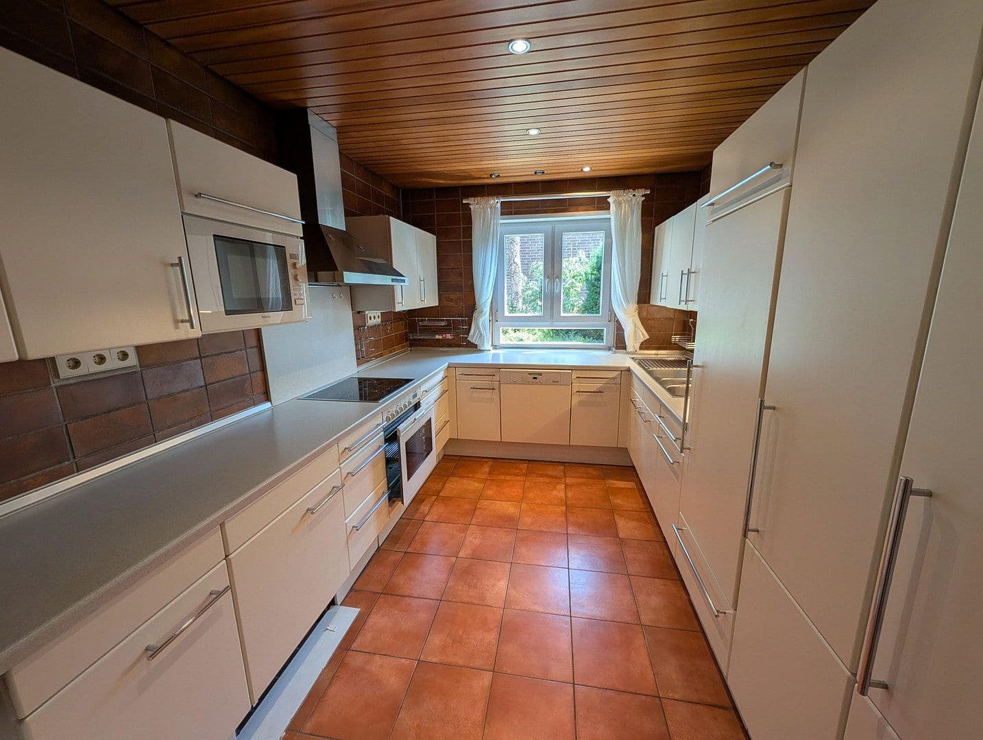 Predaj domu 210 m², pozemok 780 m², Limburgerhof, Porýnie-Falcko Predaj domu 210 m², pozemok 780 m², Limburgerhof, Porýnie-Falcko