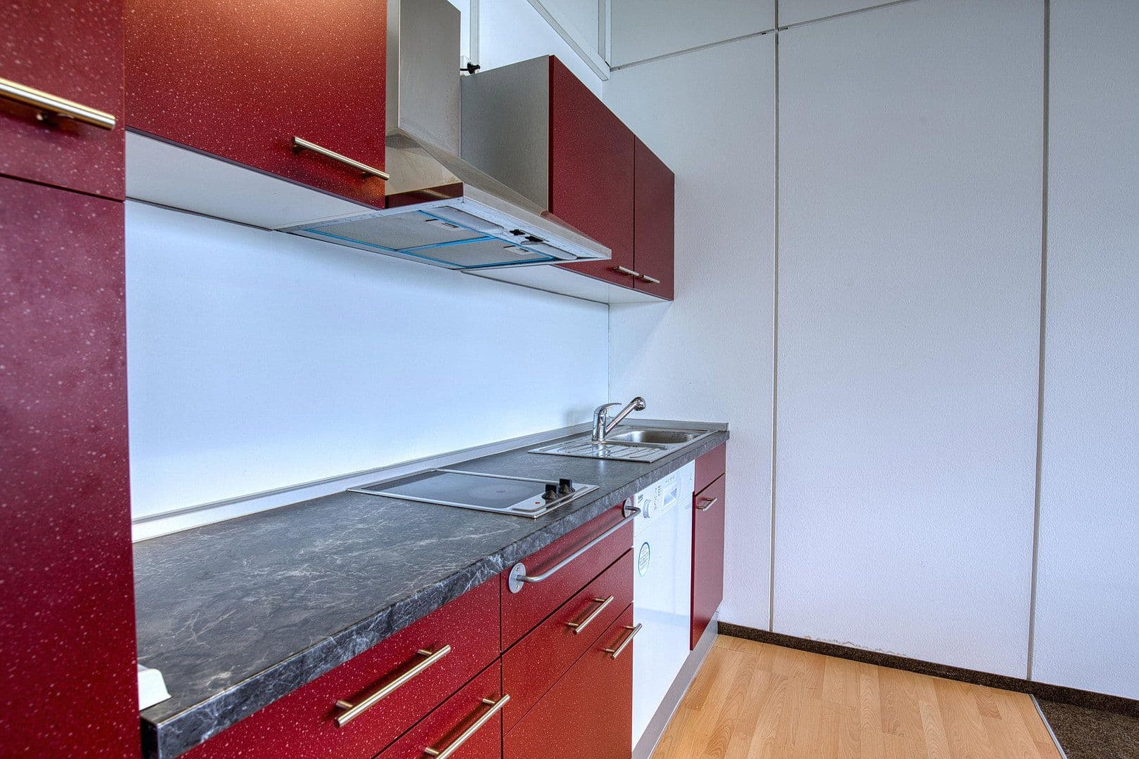 Prenájom kancelárie 1.996 m², Reutlingen, Bádensko-Wurttembersko Prenájom kancelárie 1.996 m², Reutlingen, Bádensko-Wurttembersko