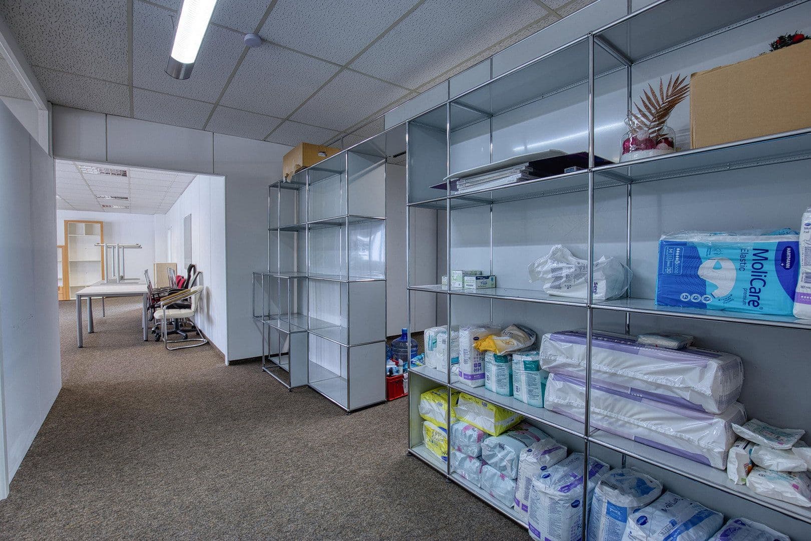 Prenájom kancelárie 1.996 m², Reutlingen, Bádensko-Wurttembersko Prenájom kancelárie 1.996 m², Reutlingen, Bádensko-Wurttembersko
