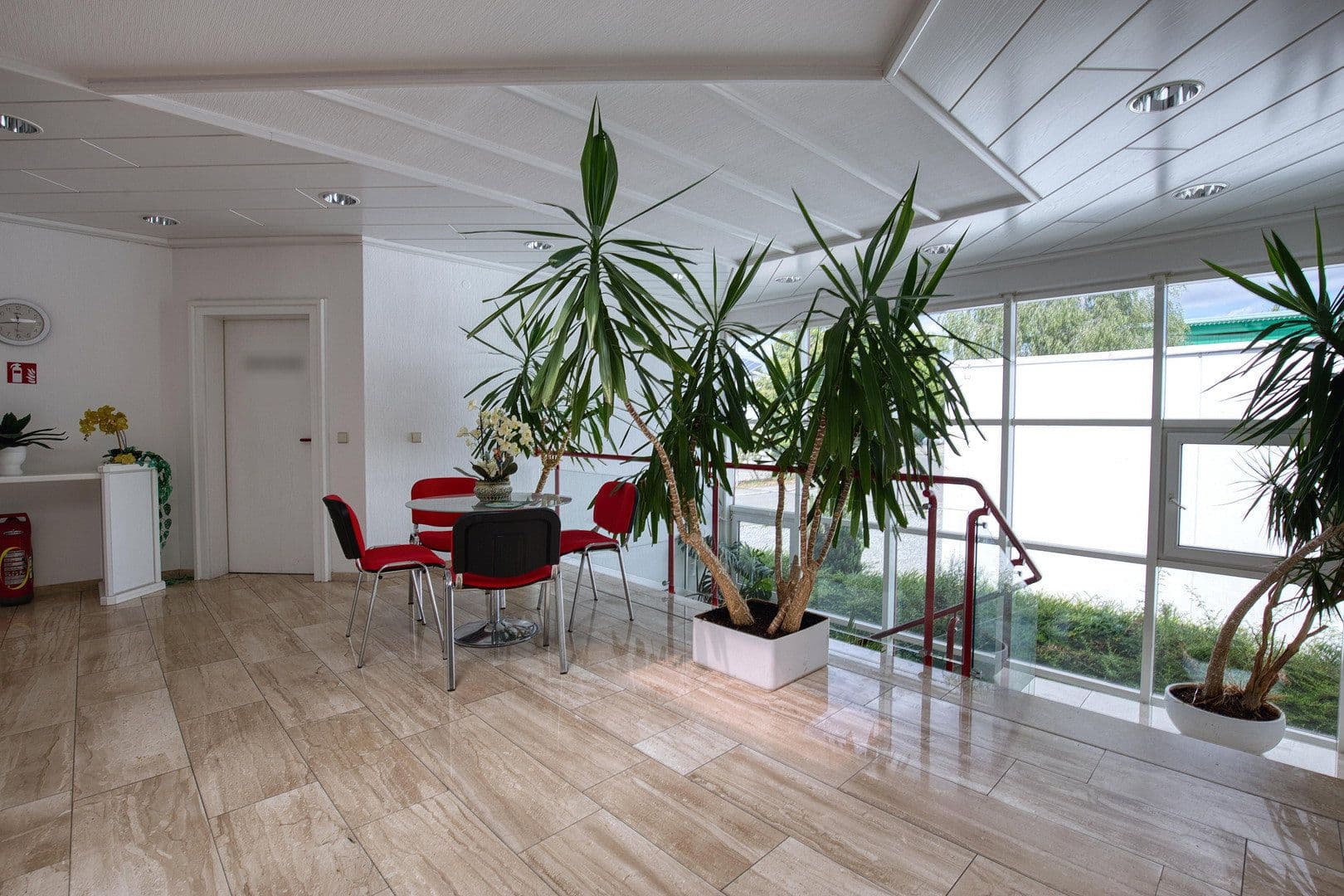 Prenájom kancelárie 1.996 m², Reutlingen, Bádensko-Wurttembersko Prenájom kancelárie 1.996 m², Reutlingen, Bádensko-Wurttembersko