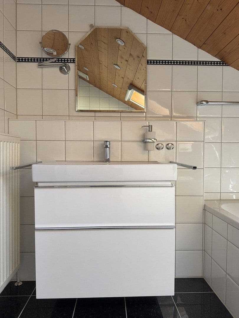 Predaj domu 160 m², pozemok 300 m², Iffeldorf, Bavorsko Predaj domu 160 m², pozemok 300 m², Iffeldorf, Bavorsko