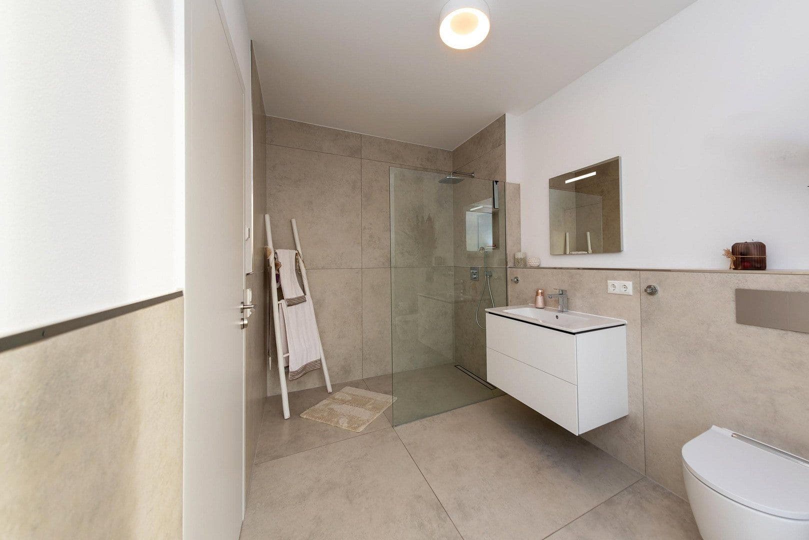 Predaj domu 188 m², pozemok 280 m², Roxheim, Porýnie-Falcko Predaj domu 188 m², pozemok 280 m², Roxheim, Porýnie-Falcko