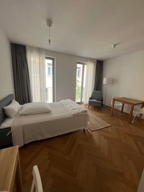 Prenájom bytu 1-izbový 32 m², Hinter der Schönen Aussicht 7, Frankfurt am Main, Hesensko Prenájom bytu 1-izbový 32 m², Hinter der Schönen Aussicht 7, Frankfurt am Main, Hesensko
