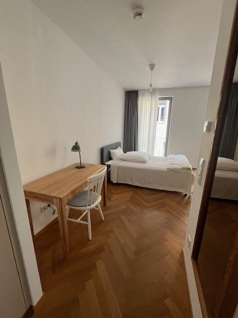 Prenájom bytu 1-izbový 32 m², Hinter der Schönen Aussicht 7, Frankfurt am Main, Hesensko Prenájom bytu 1-izbový 32 m², Hinter der Schönen Aussicht 7, Frankfurt am Main, Hesensko