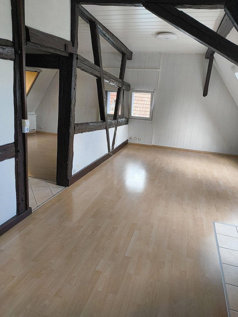 Predaj domu 270 m², pozemok 416 m², Dorfstr. 13, Vöhringen, Bádensko-Wurttembersko Predaj domu 270 m², pozemok 416 m², Dorfstr. 13, Vöhringen, Bádensko-Wurttembersko