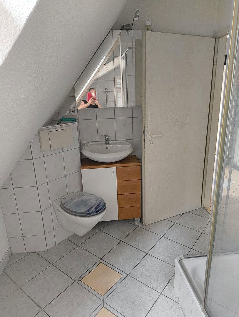Predaj domu 270 m², pozemok 416 m², Dorfstr. 13, Vöhringen, Bádensko-Wurttembersko Predaj domu 270 m², pozemok 416 m², Dorfstr. 13, Vöhringen, Bádensko-Wurttembersko