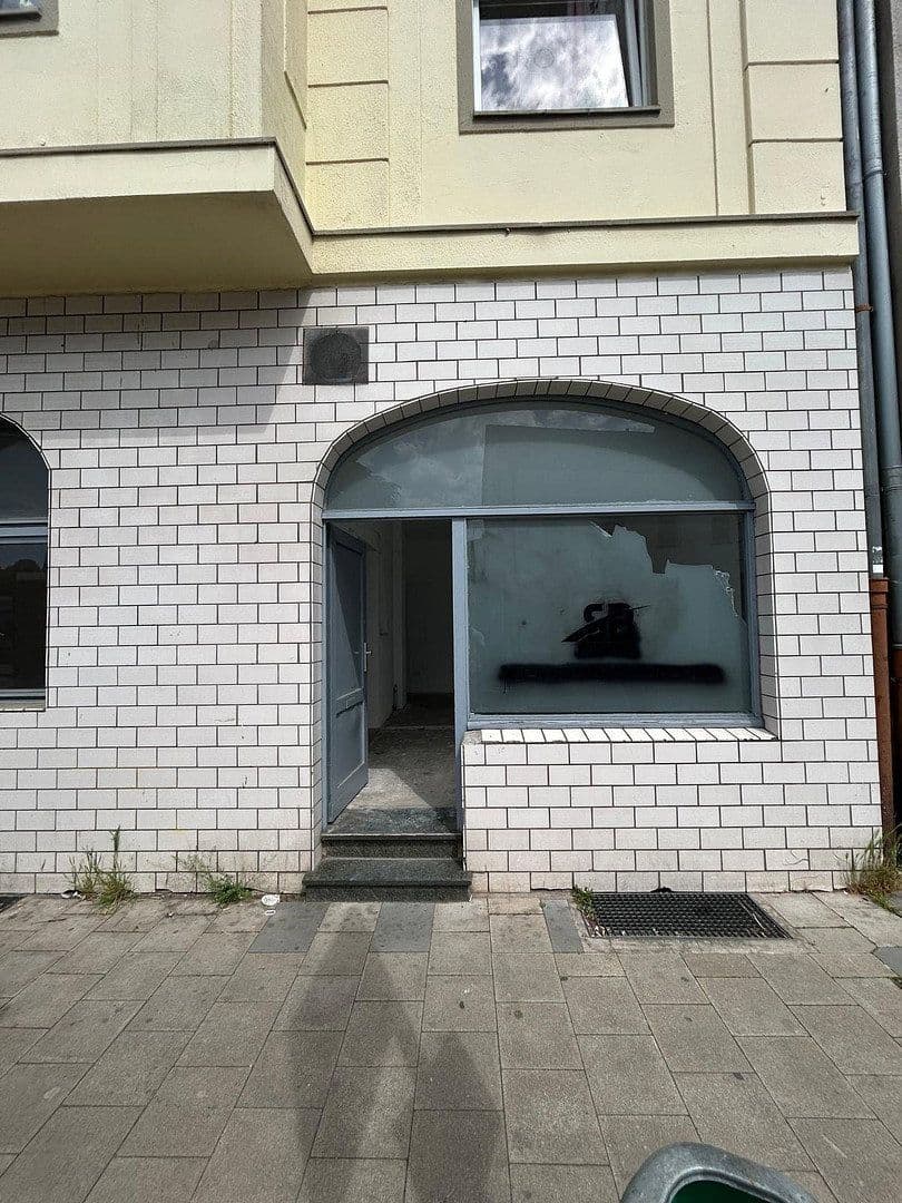 Prenájom nebytového priestoru 45 m², Rather Broich 75, Düsseldorf, Severné Porýnie - Westfálsko Prenájom nebytového priestoru 45 m², Rather Broich 75, Düsseldorf, Severné Porýnie - Westfálsko