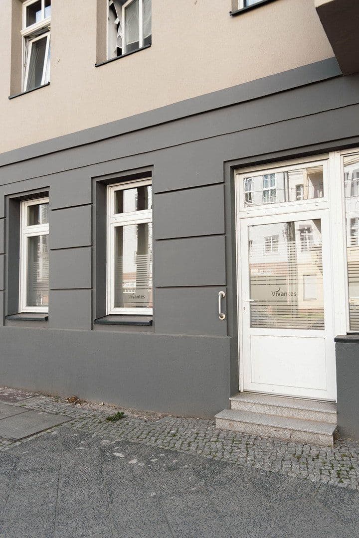 Prenájom kancelárie 116 m², Dietzgenstr. 93, Berlin, Berlín Prenájom kancelárie 116 m², Dietzgenstr. 93, Berlin, Berlín