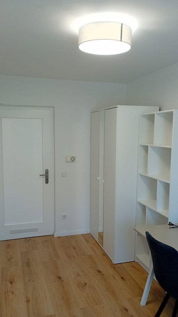 Prenájom bytu 13 m², Luisenstrasse 2, Nürnberg, Bavorsko Prenájom bytu 13 m², Luisenstrasse 2, Nürnberg, Bavorsko